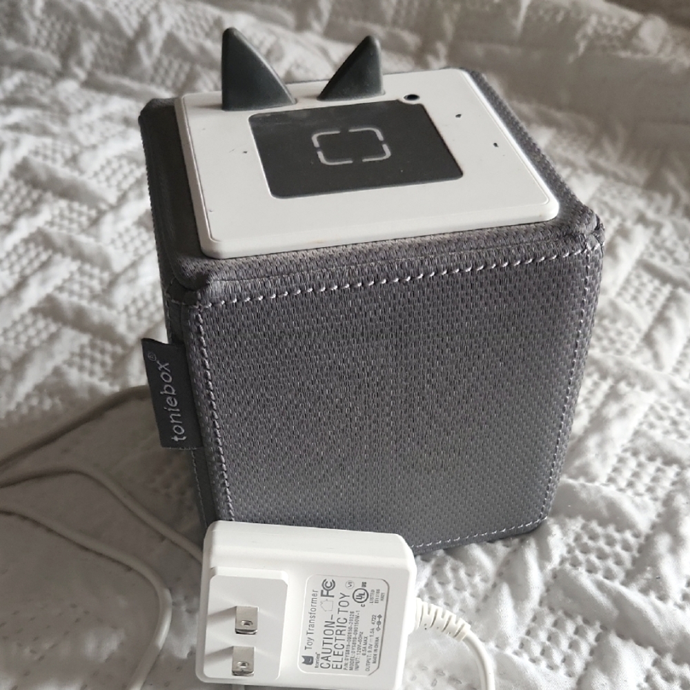 Gray TONIEBOX Audio Cube w/characters